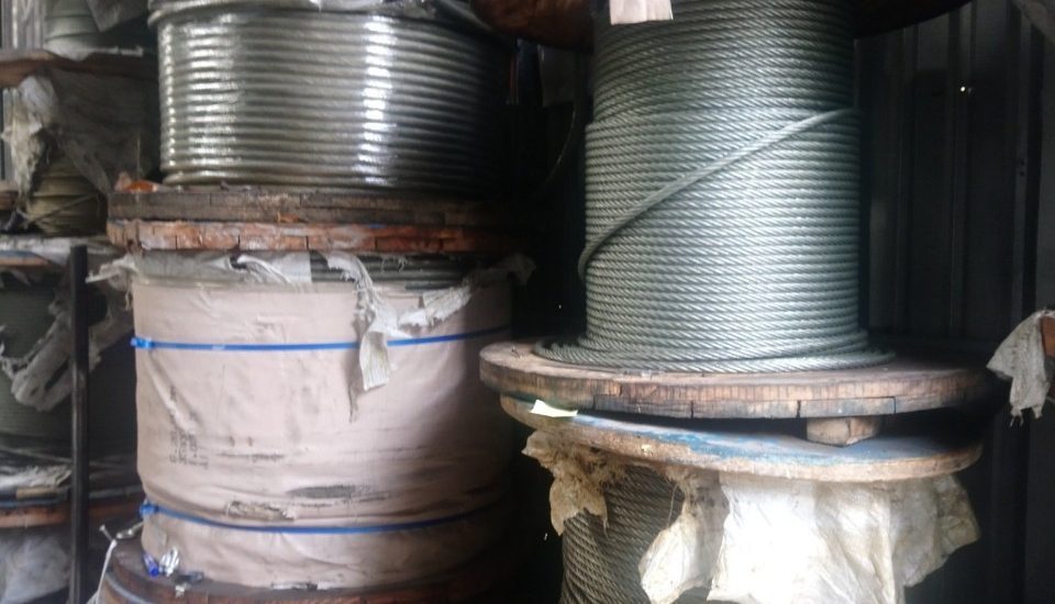 Cáp lụa ban công , Dây cáp lụa ban công, sử dụng cáp lụa ban công, cáp lụa ở ban công