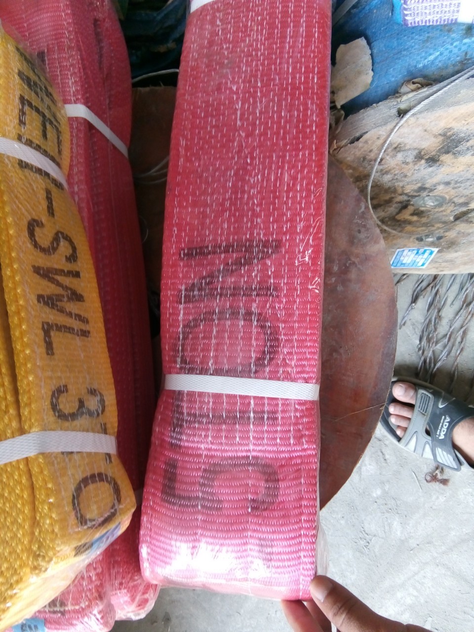 Cáp vải cẩu hàng bản dẹt Hàn Quốc 5 tấn, Cáp vải cẩu hàng bản dẹt Hàn Quốc, Cáp vải cẩu hàng bản dẹt, Cáp vải cẩu hàng, Cáp vải, Cấu tạo của cáp vải cẩu hàng, ma ní, tăng đơ, khóa cáp