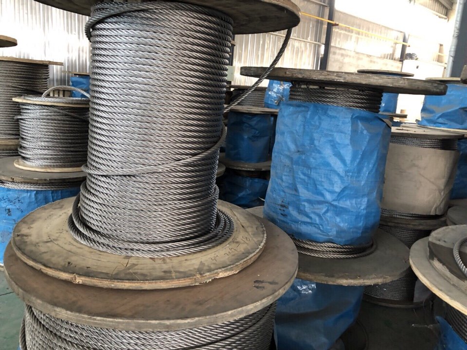 Cáp thép chịu lực xe cẩu, Cáp thép thông thường, Dây cáp, Cáp thép chịu lực xe tải, Sợi thép nhỏ vặn xoắn, Cáp thép chuyên dùng, Cáp cẩu có lõi thép bên trong