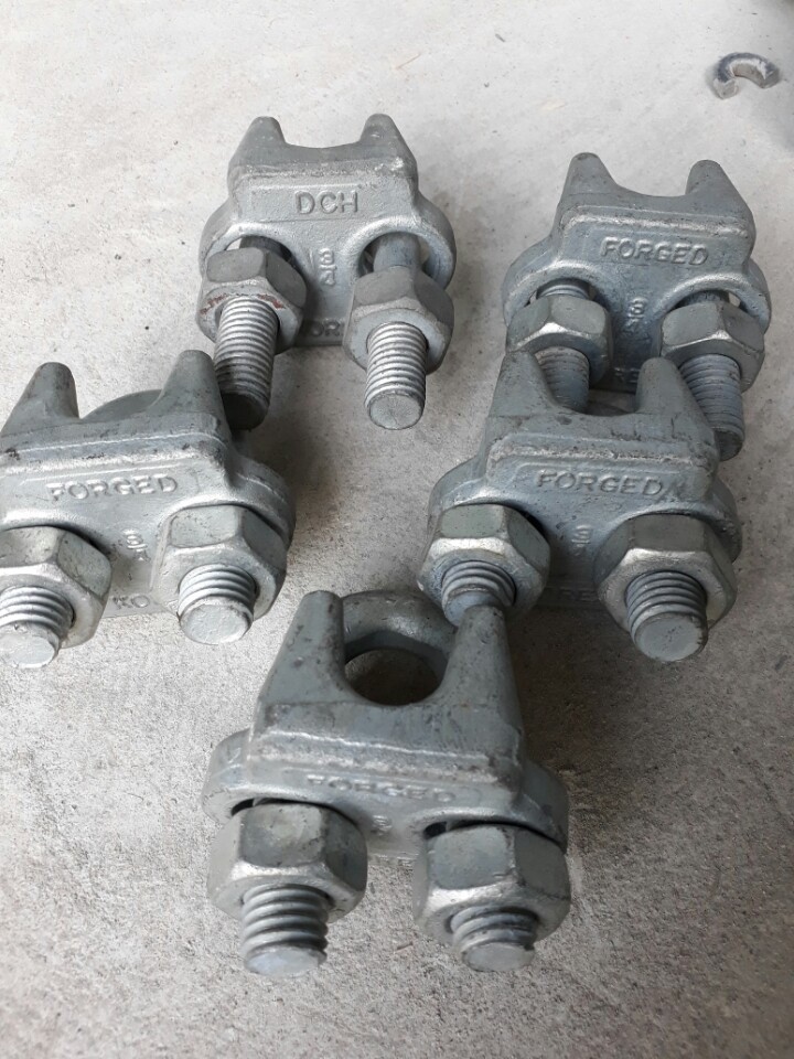 Cóc siết dây cáp, Móc nối cho đầu sợi cáp, Lớp kẽm điện phân lên bề mặt, Đầu khóa cáp, Cách sử dụng cóc kẹp cáp, Đầu cáp thép, Khóa cáp, Sử dụng cáp thép, Các loại cóc kẹp cáp mạ kẽm thông thường, Khóa cáp chống xoắn, Khóa cáp chịu lực