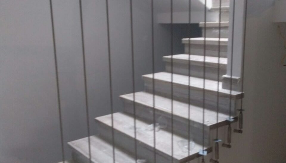 Cáp treo, Cáp treo cầu thang, Cáp treo inox, Dây cáp treo inox cầu thang, Dây cáp treo inox cầu thang tại Đà Nẵng, Lắp cáp treo cầu thang