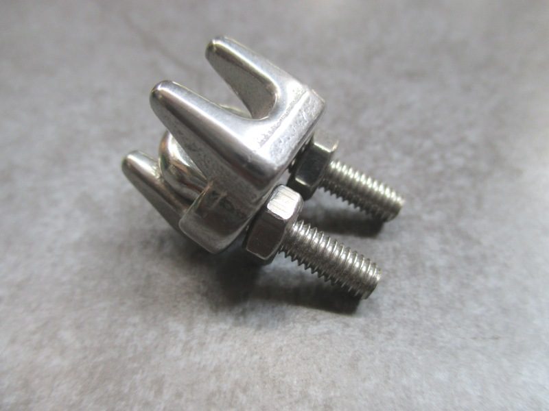 Khóa cáp mạ kẽm phi 4 Trung Quốc, Khóa cáp 4 mạ kẽm Trung Quốc, Thép các bon không gỉ, Khóa cáp, Khóa cáp 4 Trung Quốc mạ kẽm, Ốc siết cáp mạ kẽm, Thép các bon cao cấp, Phụ kiện cáp thép