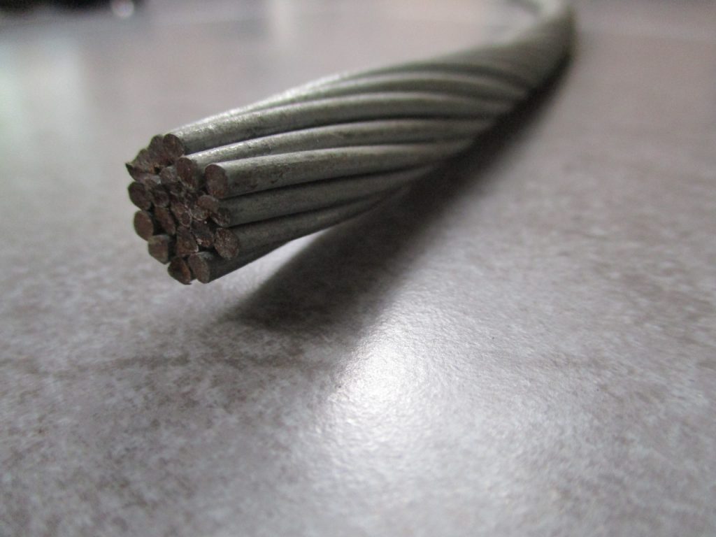 Cáp cứng viễn thông neo trạm BTS, Cáp cứng viễn thông neo trạm, Cáp cứng viễn thông là gì, Cấu tạo của cáp cứng viễn thông, Đặc điểm của cáp cứng viễn thông, mua cáp cứng viễn thông