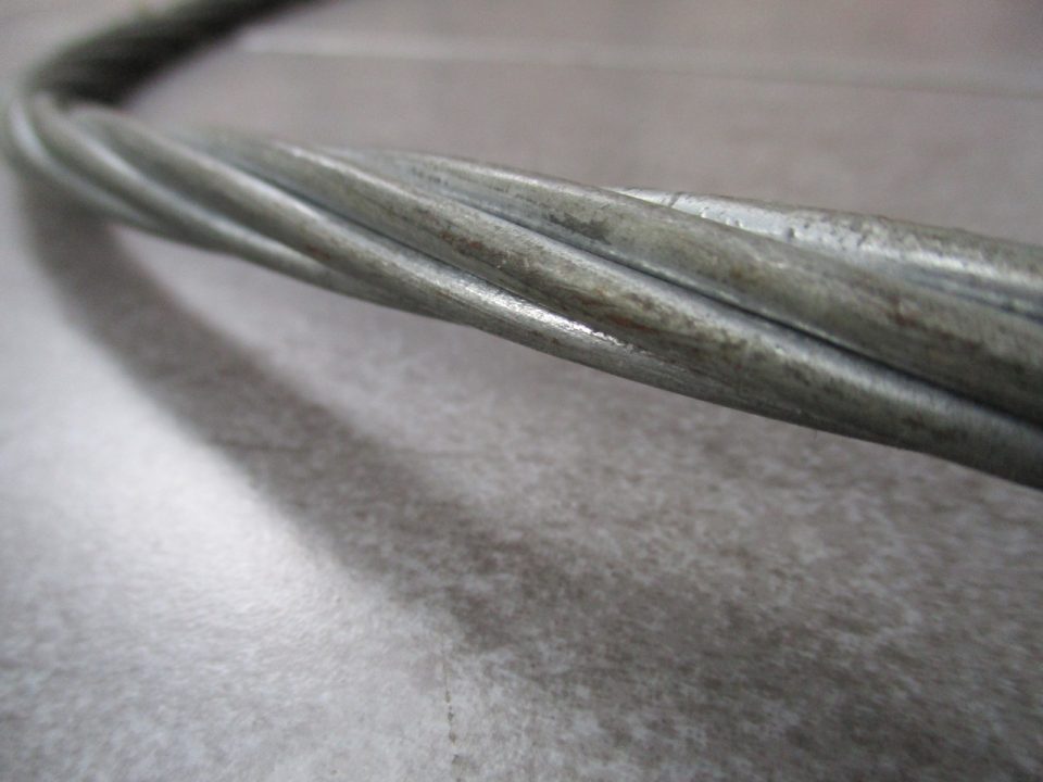 Cáp cứng viễn thông, Mua cáp cứng viễn thông, Ưu điểm của cáp cứng viễn thông, Cáp cứng viễn thông là gì, Cáp cứng viễn thông khó bị rỉ, sợi cáp chồng chéo, sợi cáp xoay, địa chỉ bán cáp cứng viễn thông