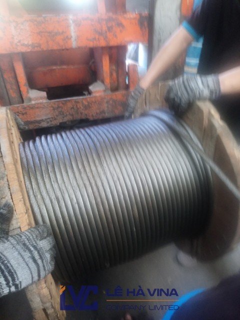 Cáp thép chống xoắn 35x7 cho cầu treo dân sinh, Cáp thép chống xoắn 35x7, Cầu treo dân sinh là gì, Dây cáp thép chống xoắn, Cáp thép chống xoắn 35x7 là gì, Cáp thép chống xoắn 35x7, Cáp lụa phi 14 của công ty TNHH Lê Hà Vina,