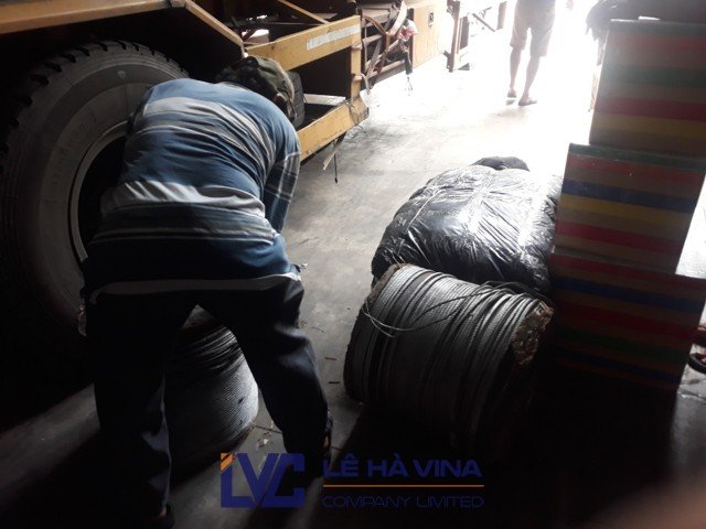 Cáp cứng viễn thông D 4mm, Cáp cứng viễn thông D 4mm mạ kẽm nhúng nóng, Cáp cứng viễn thông, Công ty TNHH Lê Hà Vina, Đơn vị cung cấp cáp, Cáp mạ kẽm nhúng nóng