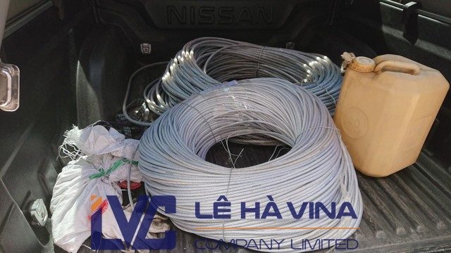 Cáp bọc nhựa, Ốc siết cáp, công ty Lê Hà Vina, mua cáp bọc nhựa, cáp bọc nhựa D14, ốc siết cáp inox D18, mẫu cáp thép bọc nhựa phi 8mm, sản phẩm cáp bọc nhựa